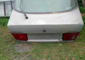 Tylna kanapa Mitsubishi Carisma Tylna kanapa Mitsubishi Carisma