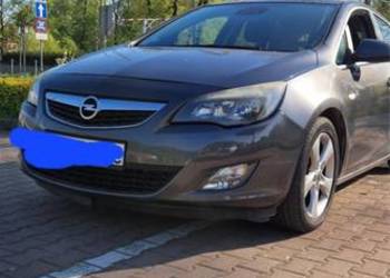 Opel astra J
