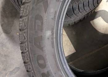 Opony wielosezonowe 2 szt.