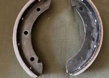 Szczęki hamulca ręcznego UAZ - 2 sztuki