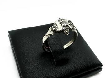 Srebrny pierścionek próby 925 - 2,19g (Rozmiar 16)