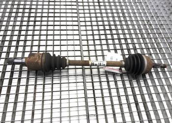 PÓŁOŚ LEWY PRZÓD PEUGEOT 207 9659318080 1.4 72KM 06-15 PRZEGUB