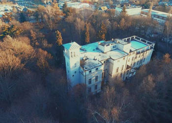 Pałac z przeznaczeniem na hotel w Sopocie.