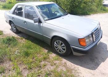 Mercedes-Benz W124