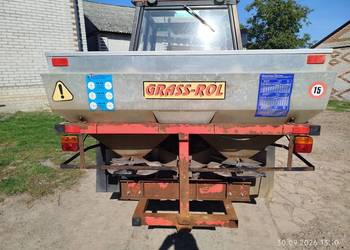 Rozsiewacz nawozu Grass rol 600L dwutalerzowy