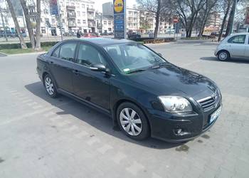 Sprzedam  Toyota Avensis. Salon polska,pierwszy właściciel, benzyna ,