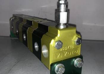 ViVolo Hydraulic Flow Divider 2,2cm3, 4 Way Valve