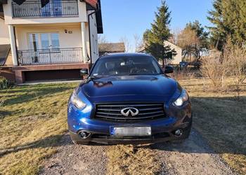 Infiniti QX70s Polski salon