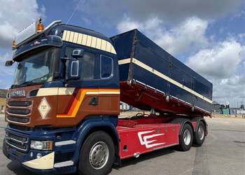 Wywrotka do zboza skrzyniowa Scania