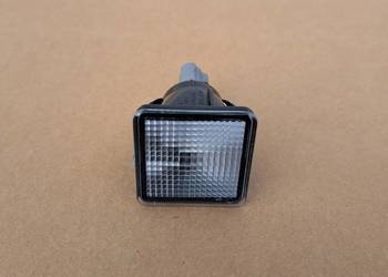 81270-0C040 lampa tablicy rejestracyjnej Toyota Tacoma / Tundra USA