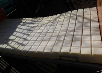 materac przeciwodlezynowy GOFR 90x200 jak nowy