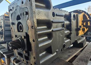 Na sprzedaż obudowa / korpus skrzyni biegów do ciągnika Renault celtis cere