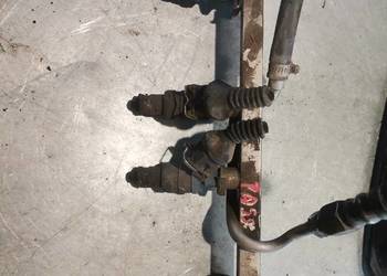 LISTWA WTRYSKOWA PASSAT B5 1.6B 050133681A