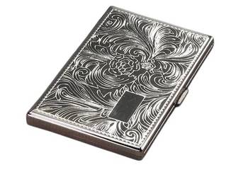 Srebrna Metalowa Papierośnica z Metalowymi Blaszkami w Środku