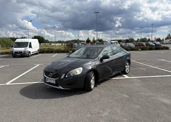 Volvo S60 2.4D5 2011r
