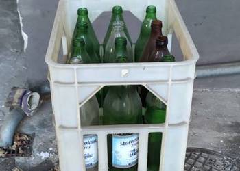 Skrzynki na butelki z PRL