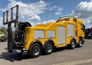 Holownik Mercedes Actros Falcom 144.500 km  pomoc drogowa do ciezarowych
