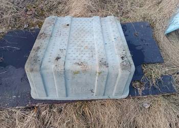 Pokrywa akumulatorów Iveco