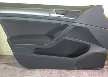 Boczek tapicerka drzwi VW Golf VII 5D Lewy przód Anglik