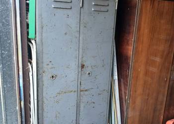 3x Szafka metalowa ubraniowa + półki z okresu PRL