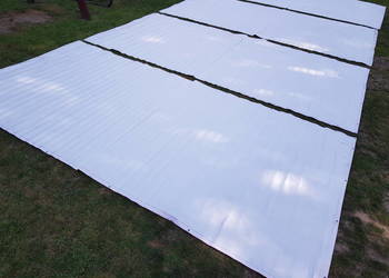 Plandeki - banery reklamowe 5m x 2.5m. Zaoczkowane dookoła.  Stan b.dobry.