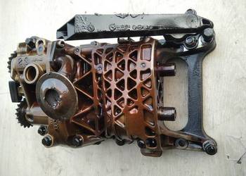 Pompa oleju 06B103535B Audi A4 B6 2.0 130KM
