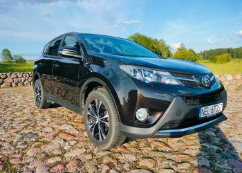 TOYOTA RAV4 4x4 2015