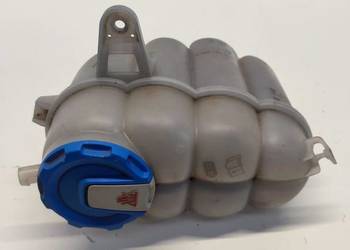 AUDI A4 B9 ZBIORNICZEK WYRÓWNAWCZY 8W0121405E