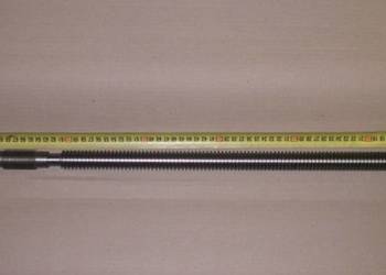 Śruba poprzeczna do tokarki TUR630 L=667 TR26x5