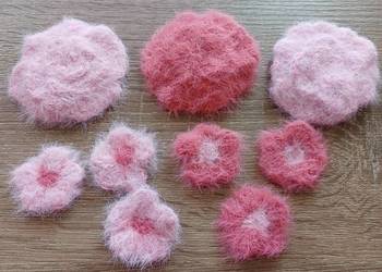 Kwiatki szydelkowe aplikacja kotylion naszywka