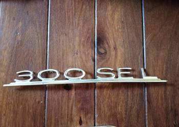 Emblemat 300 SEL legendarny Mercedes-Benz W109