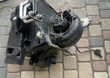 Nagrzewnica ogrzewanie Mercedes W124 bez klimy