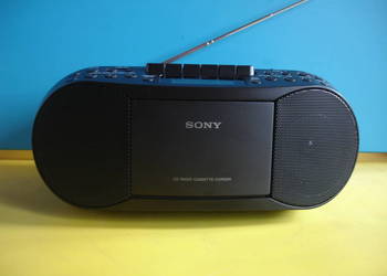 Radiomagnetofon z CD SONY CFD-S70