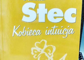 Stec książki Kobieca intuicja