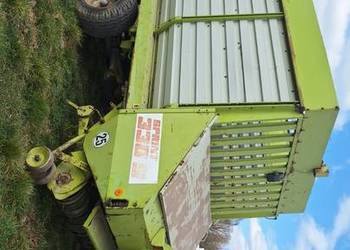 Przyczepa samozbierająca claas sprint 330s