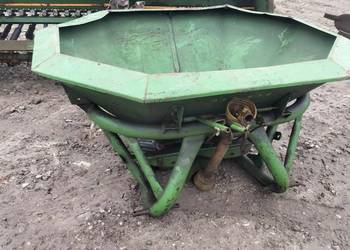 Rozsiewacz nawozów Amazone 602