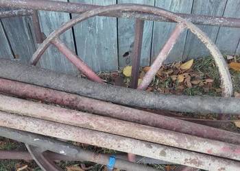 koło od młocarni idealne do turbiny.