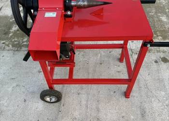 Rozdrabniacz rębak do gałęzi łuparka świdrowa do drzewa spalinowa Rębak