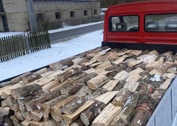 Drewno opałowe kominkowe transport drewna wycinka drzew cięcie drewna