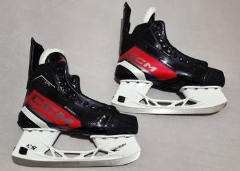 Łyżwy hokejowe CCM JetSpeed FT670 Senior (EU 43 / Regular / 26,8 cm)