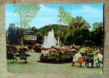 OGRÓD RÓŻANY W UZDROWISKU BAD KISSINGEN NA TERENIE BAWARII