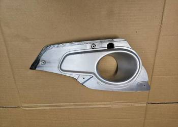 DACIA LODGY RAMKA HALOGENU PRAWA PRZÓD 8201478102