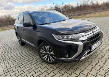 Mitsubishi Outlander 2018r. Pierwszy właściciel - full wypos. AA. Apple Car