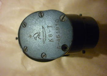 Zabytkowy celownik kolimator K8-T z samolotu IŁ-2