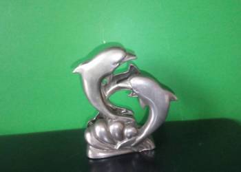 Serwetnik dwa delfiny z lat PRL posrebrzany.