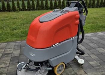 Szorowarka Hako B30 CL,  maszyna do czyszczenia podłogi