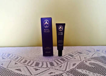 Krem pod oczy Royal Velvet Oriflame 15 ml.
