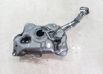 ZBIORNIK PALIWA BAK 1.5 B WLEW 77100-K0070 Toyota Yaris IV (2020-   )