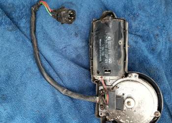 BMW e34 SILNICZEK  WYCIERACZKI PRZEDNIEJ/