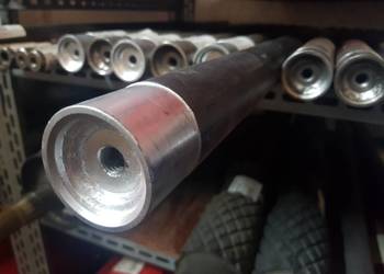 1752.16.05.14 Oś rolki WELGER